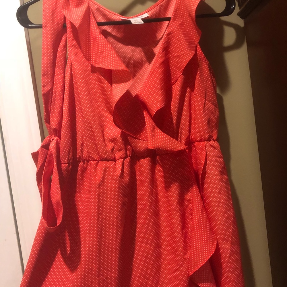 Motherhood Maternity top. nwot